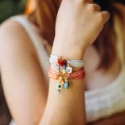 Perles rondes facettées - boules à facettes 6 mm en acrylique - Doré x20