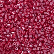Perles rocailles Preciosa Two Cuts 11/0 2 mm - Opaque Red Coral Sfinx x20g