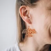 Pendentif aigle 35x50mm en acétate transparente - Marbré Terre d'ombre pailleté x1