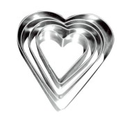 Set d'emporte-pièces en métal forme coeur x5