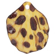 Sequins pétales de fleurs incurvés 30x26 mm en acrylique - Tacheté marron x6|raw }}