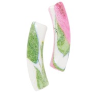 Perles tube incurvé 32x8 mm en acrylique opaque - Motif fleurs - Blanc - Rose x4