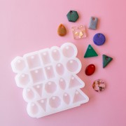 Moule en silicone Géa Creations pour réaliser des pendentifs géométrique x1