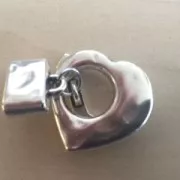 Fermoir T coeur 25 mm pour lacet 10 mm Placage Argent fin vieilli x1