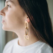 Clous d'oreilles ovale martelé 32x19 mm - Doré à l'or fin x2