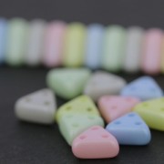 eMMA® Bead 3 x 6 mm Pastel Grey Pearl x5g