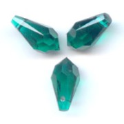 Gouttes Swarovski 6000 11x5.5 mm Emerald  x8|raw }}