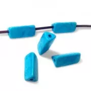 Triangles en céramique 19x8 mm Light Peach mat x4