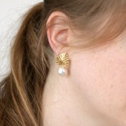 Baroque nacrée Swarovski 5841 perle ronde irrégulière 12 mm Cream Pearl x1