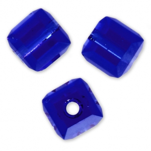 Cubes Swarovski 5601 4 mm Majestic Blue x8