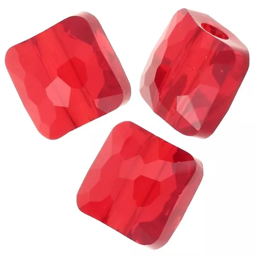 Perles carrés 6 mm - Fantasy Square PureCrystal 5035 - Light Siam x6