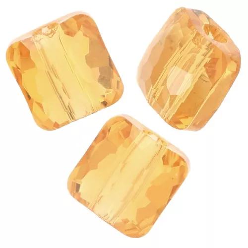 Perles carrés 6 mm - Fantasy Square PureCrystal 5035 - Light Topaz x6