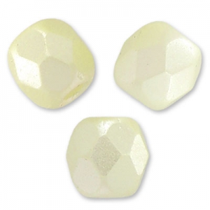 Facettes 3 mm Alabaster Pastel Light Cream x50