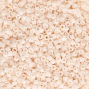 Miyuki Delica 11/0 DB1490 - Opaque Bisque White paquet de 100g