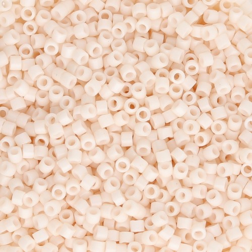 Miyuki Delica 11/0 DB1490 - Opaque Bisque White paquet de 100g