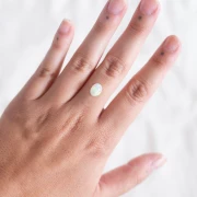 Opale d'Ethiopie ovale 8.8x6.8 mm - 1.20 cts