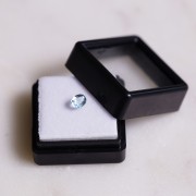 Aigue Marine ovale 5.3x4 mm - 0.35 cts