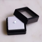 Aigue Marine rectangle 4.5x2.6 mm - 0.25 cts