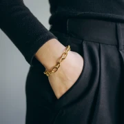 Bracelet maille Forçat 8.7 mm alternée texturée - Acier inox 304L Doré x17cm