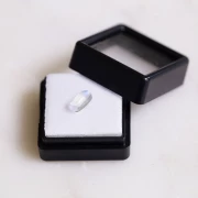 Pierre de lune rectangle 8.4x4.1 mm - 1.05cts
