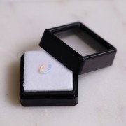 Opale d'Australie ovale 7x5.1 mm - 0.40 cts