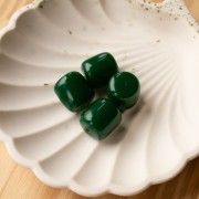 Perles tubes 16x14 mm en résine opaque - Vert émeraude x4