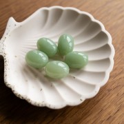 Perle olive 21x15 mm en résine translucide - Lichen marbré x1