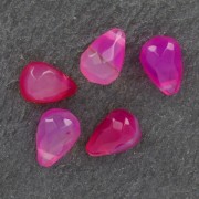 Goutte facettée 6x9 mm Fuchsia Agate x1