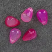 Goutte facettée 6x9 mm Fuchsia Agate x1