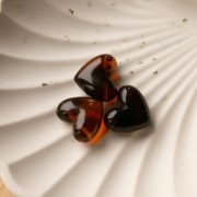 Perle coeur 15.5x18 mm en résine translucide - trou horizontal - Ambre marbré x1
