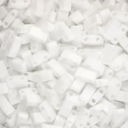 Miyuki Half Tila Beads 5x2.3x1.9 mm HTL-402 - White paquet 100g