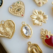 Pendentif coeur irrégulier martelé 23x24 mm - Acier inoxydable 304 Doré x1