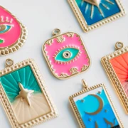 Pendentif rectangle Oeil 20x16mm Résine époxy Acier inoxydable 304 Doré Fuchsia x1