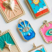 Pendentif rectangle motif oeil 20x11 mm résine époxy Acier inox 304 Doré Bleu x1