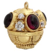 Pendentif ethnique 17x16 mm avec pierre gemme et CZ - Doré or fin - Grenat x1|raw }}