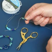 Aiguille à perler 17 cm avec chas en crochet x1