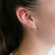 Boucles d'oreilles créoles avec boule 10 mm en Gold filled (or laminé) x1