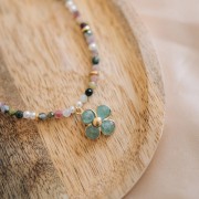 Pendentif fleur 16 mm en pierre gemme - Doré à l'or fin - Oeil de tigre x1