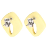 Clous d'oreilles losange évidé 16x14 mm acétate opaque - Vanille x2