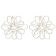 Boucles d'oreilles fleur en fil - volume 3D - 50x45 mm en raphia - Ecru x2