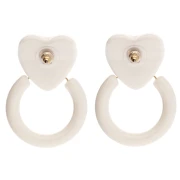 Boucles d'oreilles coeur et cercle 49x35 mm en résine - Ecru x2