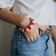 Bracelet jonc épais 64 mm en résine opaque - Blanc - Jaune x1