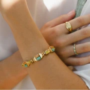 Perle demi-lune 5x10 mm - double trou - Doré à l'or fin x1