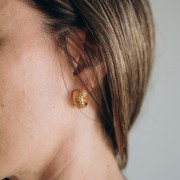 Créoles larges texturées 16.5 mm - Doré à l'or fin x2