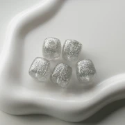 Perles cubes irréguliers 16x17mm - second choix Acrylique transparente Argenté x10