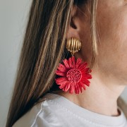 Pendentifs fleur 55 mm en raphia - Beige x2