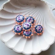 Perle ronde aplatie 20 mm en verre - motif lune - Bleu nuit - Orange fluo - Violet