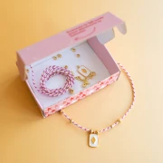Mes bijoux DIY - Kit collier avec pendentif en résine époxy - Version Rose