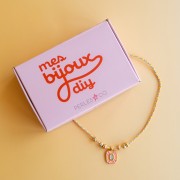 Mes bijoux DIY - Kit collier avec pendentif en résine époxy - Version Orange