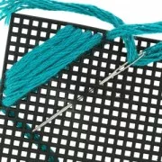 Base Canevas Plastique à Broder pour pochette et sac 33.5x35.5cm n°7